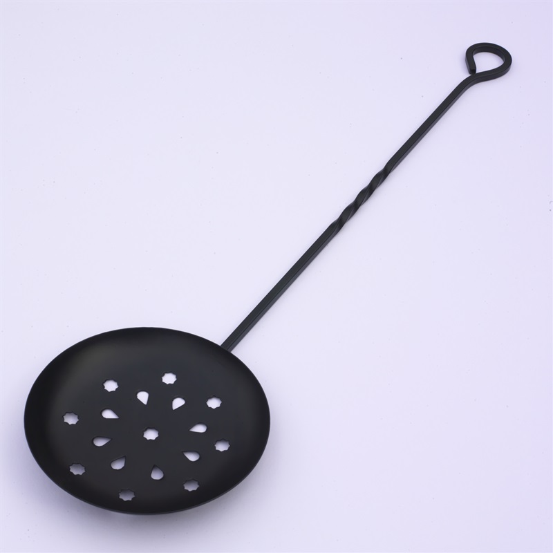 10 (26cm) Spun Iron Chestnut Roasting Pan